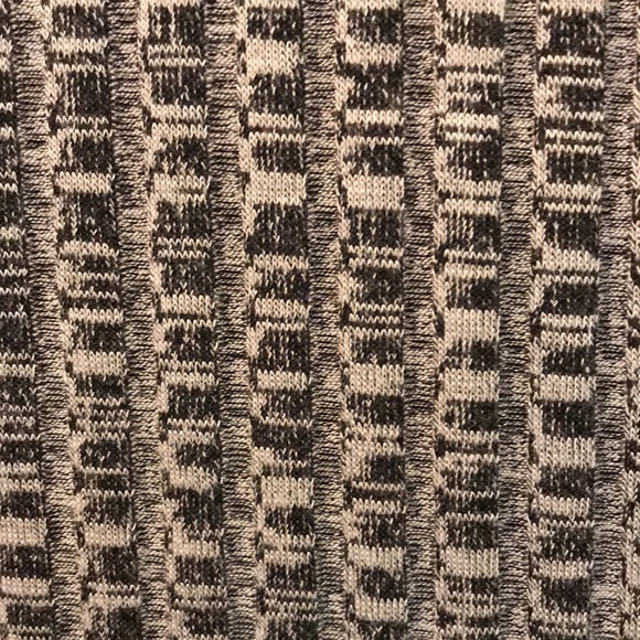 LuLaRoe Julia - Picture 2 of 3